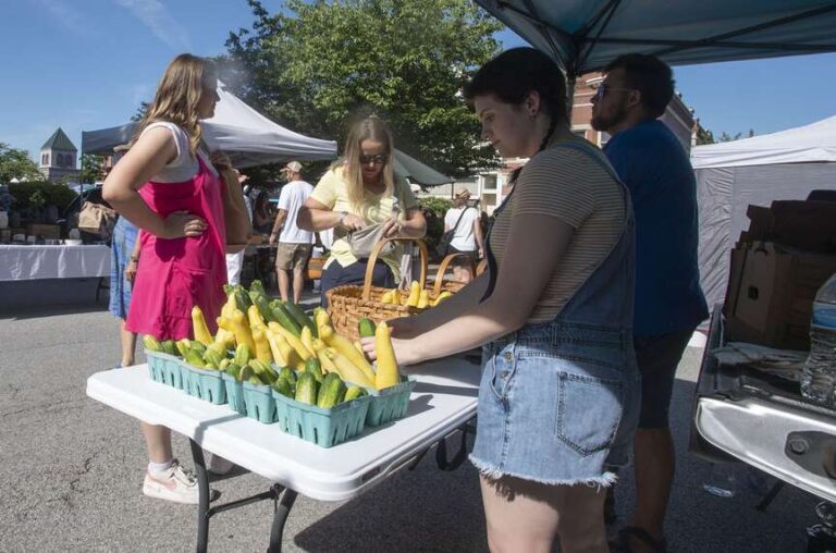 Program offers all the nutrition at half the price at Northwest Arkansas farmers markets